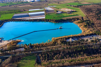 Vue aérienne de Lac Schertle à Bietigheim dans le département Bade-Wurtemberg, Allemagne