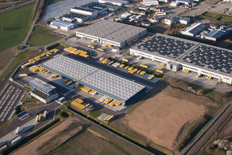 Vue oblique de Centre logistique DACHSER Karlsruhe GmbH, Malsch à Malsch dans le département Bade-Wurtemberg, Allemagne