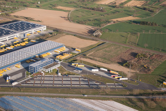 Centre logistique DACHSER Karlsruhe GmbH, Malsch à Malsch dans le département Bade-Wurtemberg, Allemagne vue d'en haut
