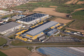 Centre logistique DACHSER Karlsruhe GmbH, Malsch à Malsch dans le département Bade-Wurtemberg, Allemagne d'un drone