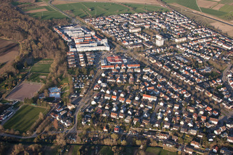 Vue aérienne de Vers le Heilberg à Durmersheim dans le département Bade-Wurtemberg, Allemagne