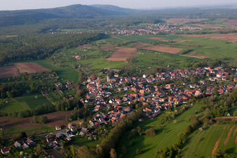 Preuschdorf dans le département Bas Rhin, France depuis l'avion
