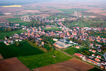 Enregistrement par drone de Riedseltz dans le département Bas Rhin, France
