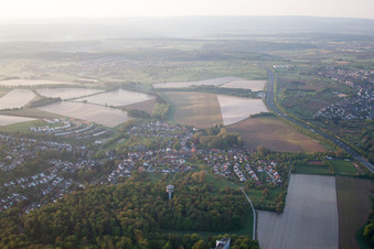 Quartier Hohenwettersbach in Karlsruhe dans le département Bade-Wurtemberg, Allemagne vue d'en haut