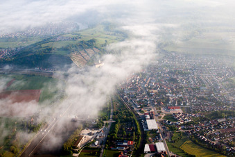 Gundelsheim dans le département Bade-Wurtemberg, Allemagne d'en haut
