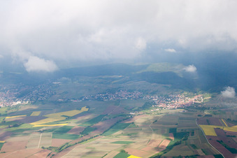 Vue d'oiseau de Quartier Schweigen in Schweigen-Rechtenbach dans le département Rhénanie-Palatinat, Allemagne