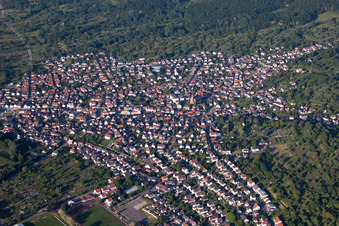 Vue aérienne de Du sud-ouest à Malsch dans le département Bade-Wurtemberg, Allemagne