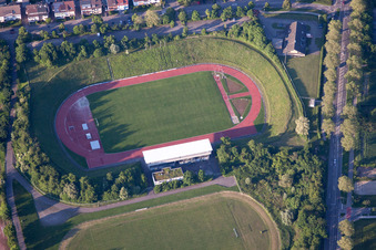 Vue aérienne de Stade d'Albgau à Ettlingen dans le département Bade-Wurtemberg, Allemagne