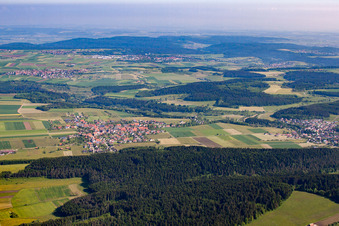 Vue aérienne de Quartier Täbingen in Rosenfeld dans le département Bade-Wurtemberg, Allemagne