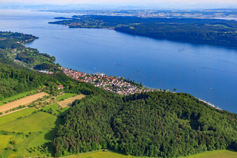 Vue aérienne de Ville au bord du lac d'Überlingen vue du nord-ouest à Sipplingen dans le département Bade-Wurtemberg, Allemagne