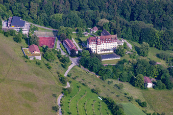 Vue aérienne de Collège international de Salem Schloss Salem à Überlingen dans le département Bade-Wurtemberg, Allemagne
