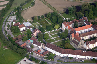 Vue aérienne de Château scolaire Salem dans le quartier du château à le quartier Stefansfeld in Salem dans le département Bade-Wurtemberg, Allemagne