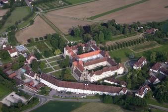 Vue aérienne de Château scolaire Salem dans le quartier du château à le quartier Stefansfeld in Salem dans le département Bade-Wurtemberg, Allemagne