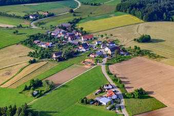 Vue aérienne de Rue Rother à le quartier Rast in Sauldorf dans le département Bade-Wurtemberg, Allemagne