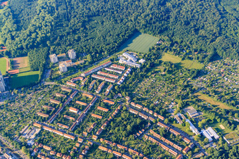 Vue aérienne de Seewiesenäckerweg avec GenoHotel Karlsruhe à le quartier Rüppurr in Karlsruhe dans le département Bade-Wurtemberg, Allemagne