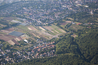 Quartier Wolfartsweier in Karlsruhe dans le département Bade-Wurtemberg, Allemagne depuis l'avion