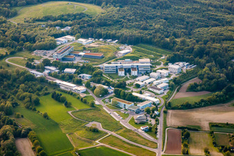 Vue oblique de Institut Fraunhofer à le quartier Grötzingen in Karlsruhe dans le département Bade-Wurtemberg, Allemagne