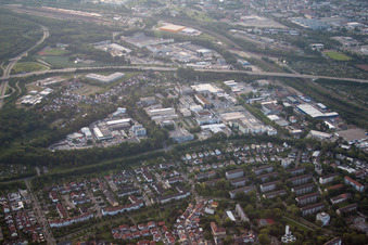 Vue d'oiseau de Quartier Durlach in Karlsruhe dans le département Bade-Wurtemberg, Allemagne