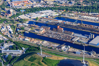Vue aérienne de Ports rhénans de Karlsruhe avec conception en acier inoxydable PHOS à Werftstr à le quartier Mühlburg in Karlsruhe dans le département Bade-Wurtemberg, Allemagne