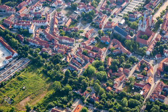 Vue aérienne de Église Notre-Dame à Halberstadt dans le département Saxe-Anhalt, Allemagne