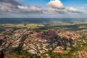 Vue aérienne de Du nord-est à Quedlinburg dans le département Saxe-Anhalt, Allemagne