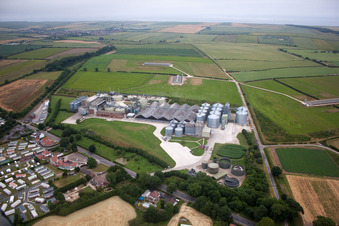 Vue aérienne de Bempton dans le département Angleterre, Grande Bretagne