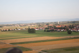 Schleithal dans le département Bas Rhin, France depuis l'avion
