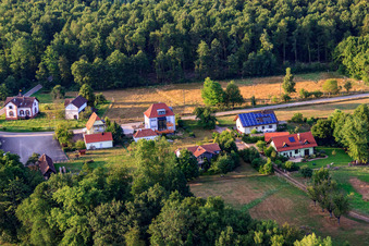 Lauterweg dans le quartier de Bienwaldmühle à Scheibenhardt dans le département Rhénanie-Palatinat, Allemagne d'en haut