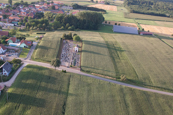 Salmbach dans le département Bas Rhin, France d'un drone