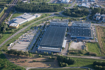 Vue aérienne de LuK à le quartier Vimbuch in Bühl dans le département Bade-Wurtemberg, Allemagne
