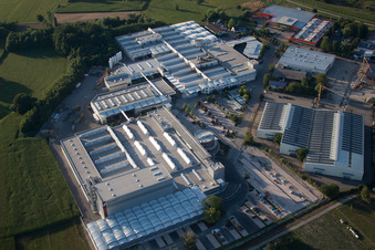 Photographie aérienne de Zone industrielle et commerciale de Fischer Edelstahlrohre GmbH à le quartier Fautenbach in Achern dans le département Bade-Wurtemberg, Allemagne