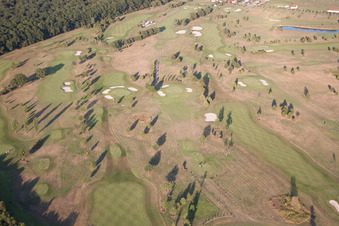 Club de golf Urloffen à le quartier Urloffen in Appenweier dans le département Bade-Wurtemberg, Allemagne d'un drone