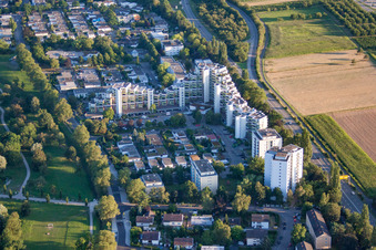 Vue aérienne de Quartier Uffhofen in Offenburg dans le département Bade-Wurtemberg, Allemagne