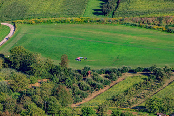 Vue aérienne de Altdorf-Wallburg Gliding Taxi Stop 25 à le quartier Wallburg in Ettenheim dans le département Bade-Wurtemberg, Allemagne