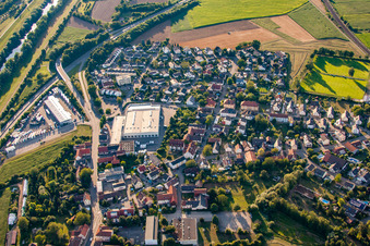 Vue aérienne de Centre de service Bürstner à le quartier Neumühl in Kehl dans le département Bade-Wurtemberg, Allemagne