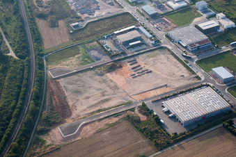 Vue aérienne de Parc du State Garden Show à Ebenberg à Landau in der Pfalz dans le département Rhénanie-Palatinat, Allemagne