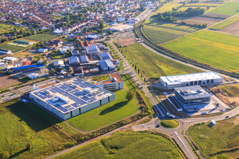 DBK David + Baader GmbH à Rülzheim dans le département Rhénanie-Palatinat, Allemagne depuis l'avion