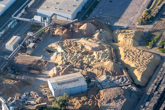 Vue oblique de Locaux de l'usine Nolte Holzwerkstoff GmbH & Co. KG à Germersheim dans le département Rhénanie-Palatinat, Allemagne