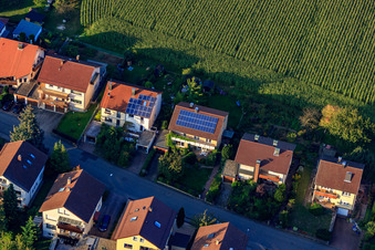 Vue oblique de À Rothsberg à Ispringen dans le département Bade-Wurtemberg, Allemagne