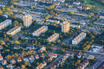 Vue aérienne de Développement résidentiel sur Battstr à le quartier Rüppurr in Karlsruhe dans le département Bade-Wurtemberg, Allemagne