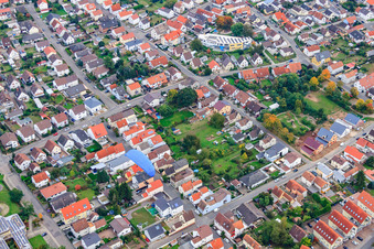 Vue aérienne de École maternelle catholique à Lingenfeld dans le département Rhénanie-Palatinat, Allemagne