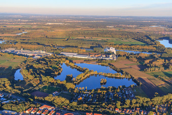 Vue aérienne de Gimpelrheingraben, Sollachsee avec Goldstrand et Scherer 1 et 2 à Germersheim dans le département Rhénanie-Palatinat, Allemagne