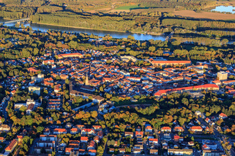 Vue aérienne de Centre entre Klosterstraße et Paradeplatz à Germersheim dans le département Rhénanie-Palatinat, Allemagne