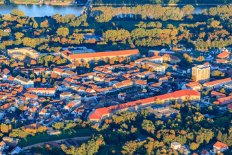 Vue aérienne de Centre entre An d. Hochschule et Paradeplatz à Germersheim dans le département Rhénanie-Palatinat, Allemagne