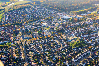 Vue aérienne de Au sud de la Kuhardter Straße à Rülzheim dans le département Rhénanie-Palatinat, Allemagne