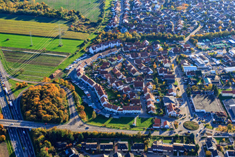 Vue aérienne de Helmut-Braun-Ring et August-Franck-Straße à Rülzheim dans le département Rhénanie-Palatinat, Allemagne