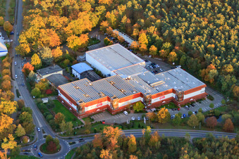 Enregistrement par drone de Meubles Gilb à Herxheim bei Landau dans le département Rhénanie-Palatinat, Allemagne