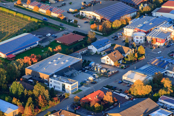 Vue aérienne de Zone industrielle Am Kleinwald avec Alois Dallmayr Automaten-Service GmbH à Herxheim bei Landau dans le département Rhénanie-Palatinat, Allemagne