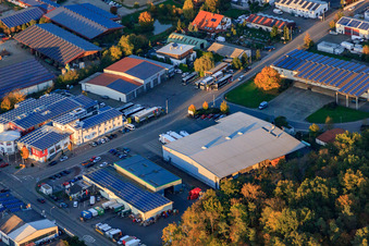 Vue aérienne de Zone industrielle d'Am Gäxwald avec Arnulf Weiller GmbH à Herxheim bei Landau dans le département Rhénanie-Palatinat, Allemagne