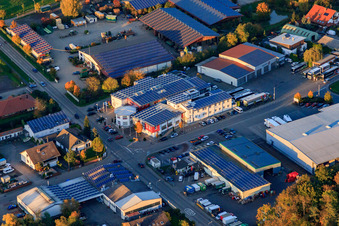 Vue aérienne de Zone industrielle Am Gäxwald avec REHA med Gesundheitspark GmbH à Herxheim bei Landau dans le département Rhénanie-Palatinat, Allemagne